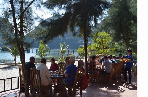 Cat Ba Sandy Beach Resort image 19