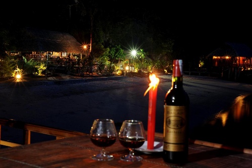 Cat Ba Sandy Beach Resort image 3